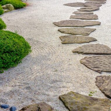 natural-stepping-stones-zen-garden-840x560-75